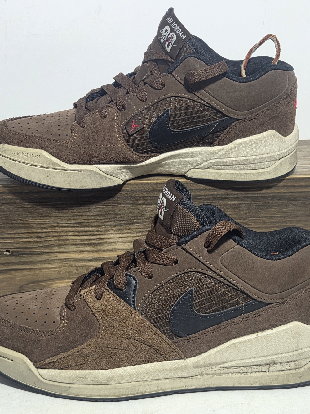 Jordan Stadium 90 GS Brown Suede Sneakers (Style DX4399-200) Size 6.5Y